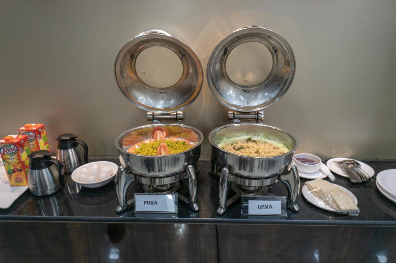 Hotel Dhavalgiri Thane Zewnętrze zdjęcie
